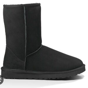 NWOT UGG Classic Short II Boot — Black Suede